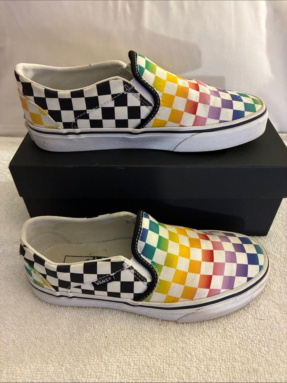 Vans Women’s Checkerboard Slip-On Sneakers -Rainbow & Black mixed padded collars